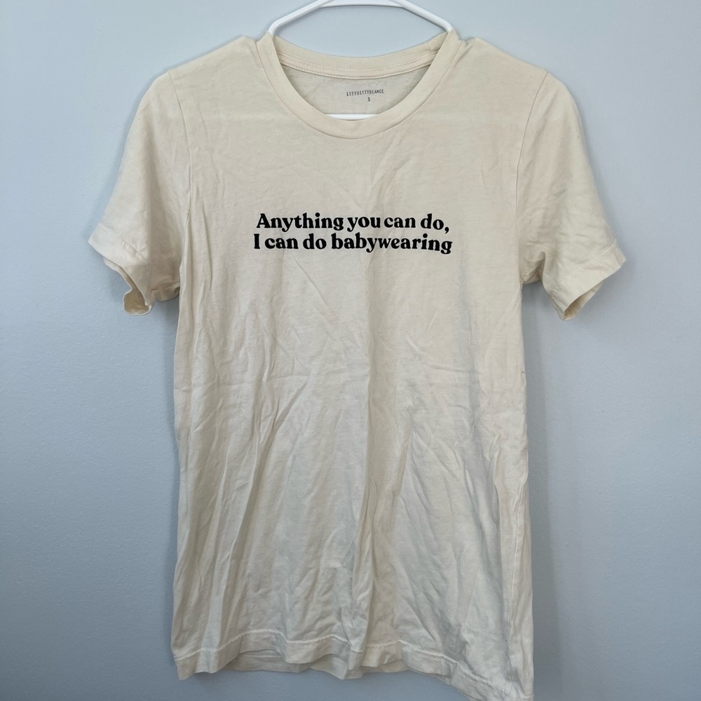 Babywearing Graphic Tee